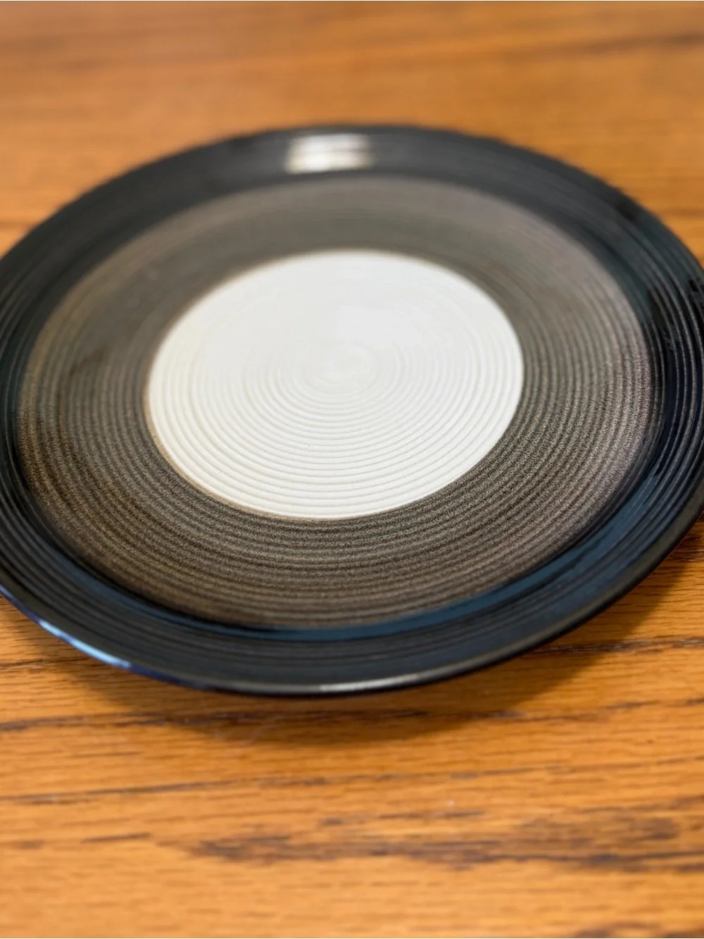 Sango Capri Black 4810 Salad Dessert Plates 7 5/8” Set 4